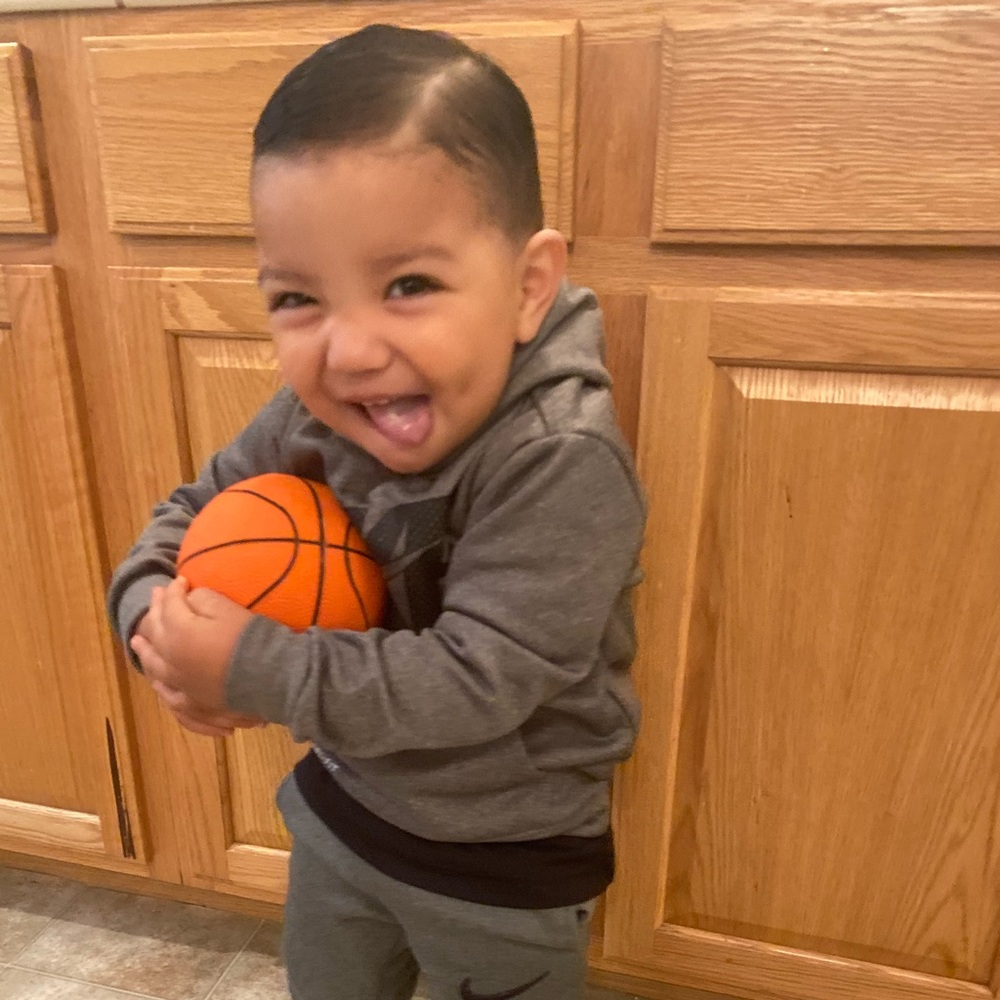 Meet your Posher, Yajahira